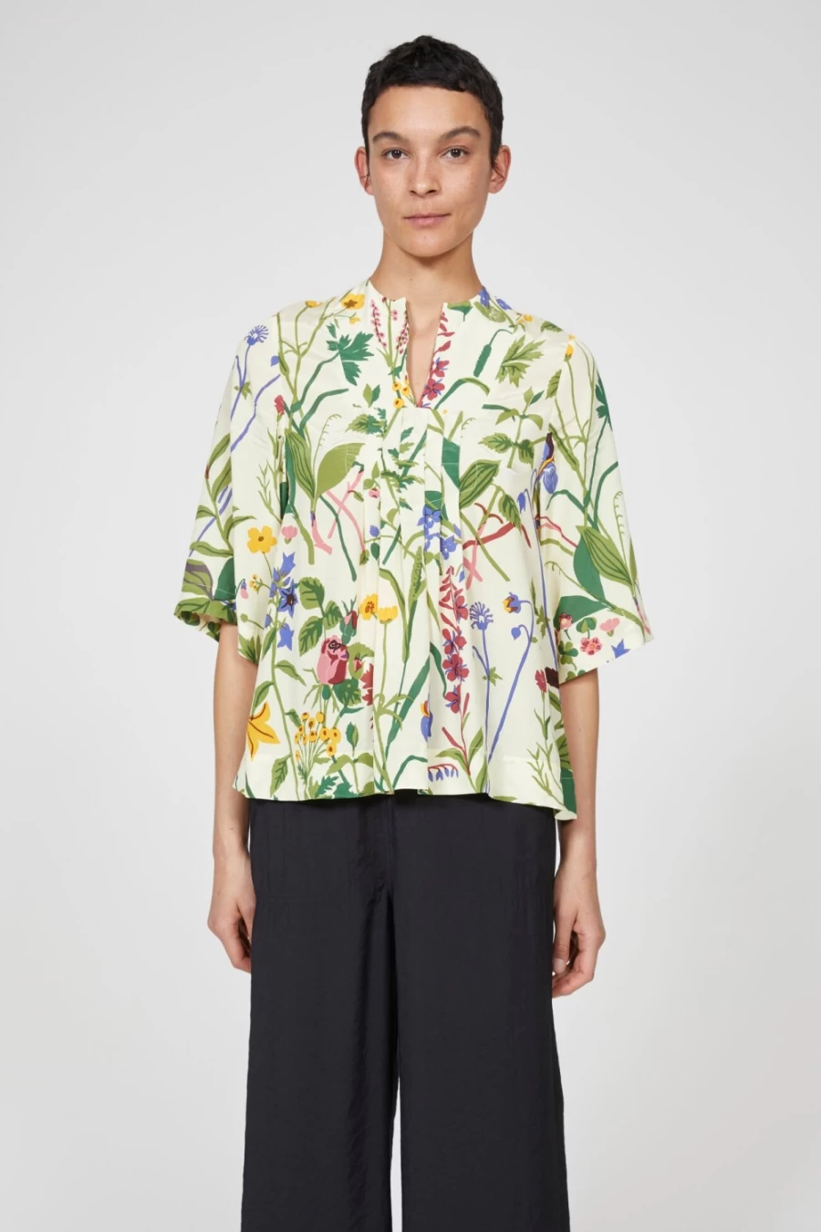 Rodebjer Women's Butter Milk Barista Jobs Print Blouse - Stylish Coffee-Themed Top